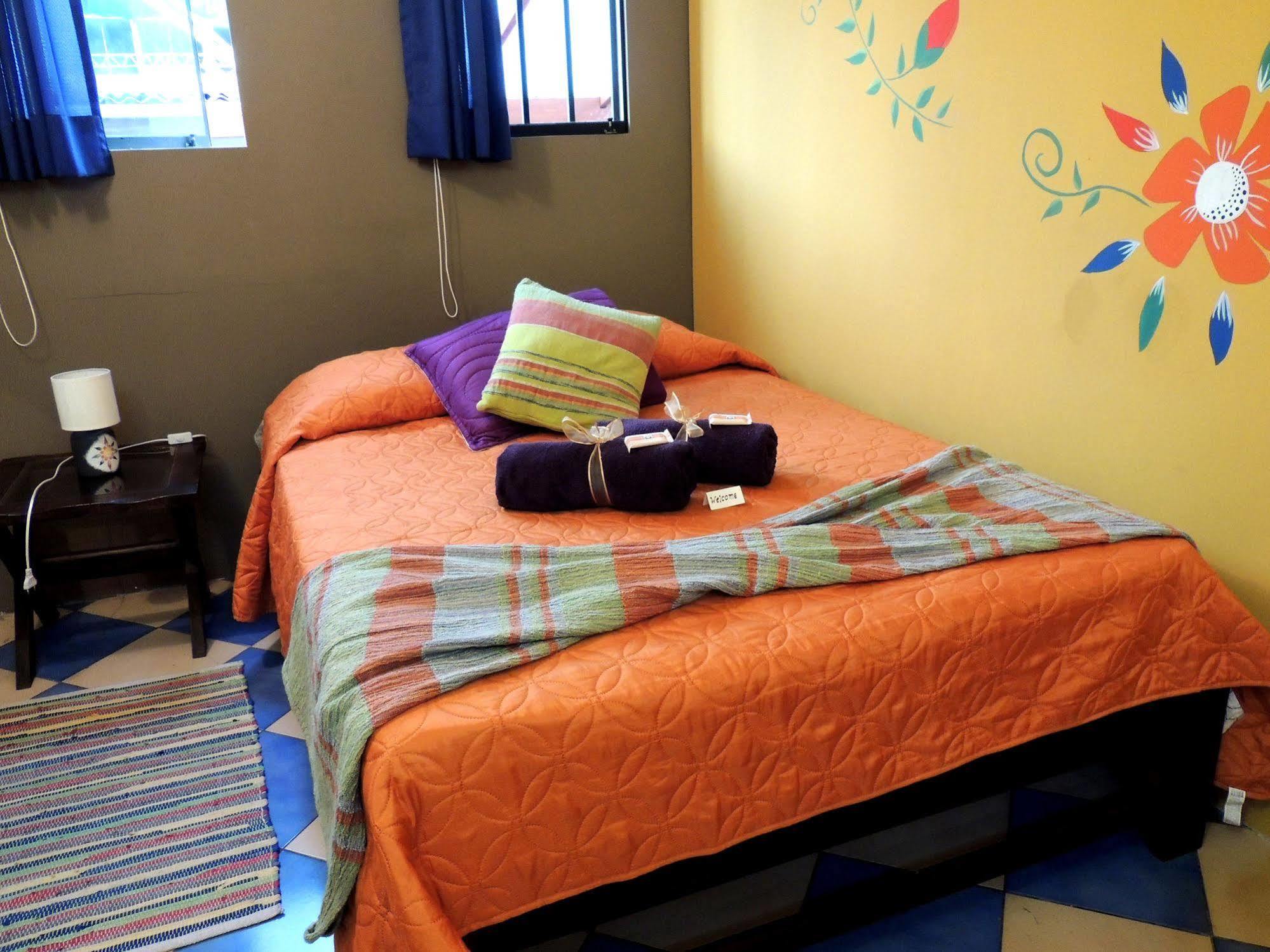 Pier 242 Miraflores B&B Lima Exteriör bild
